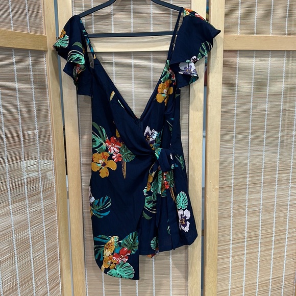 L romper - Picture 1 of 5